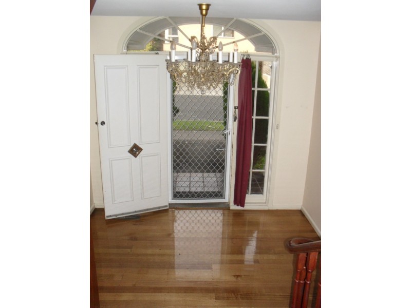 4 Blake Street, Blackburn North VIC 3130