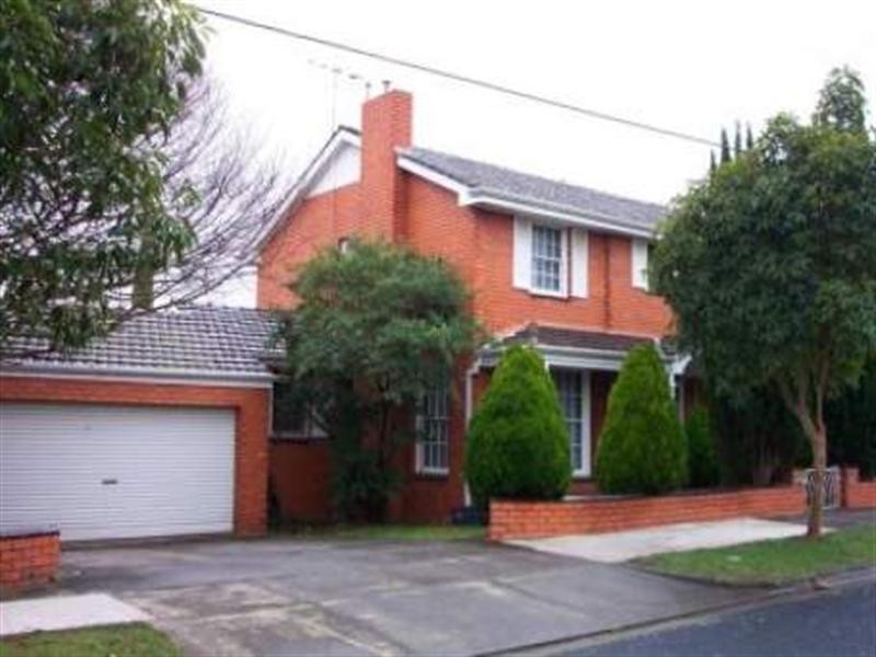 4 Blake Street, Blackburn North VIC 3130