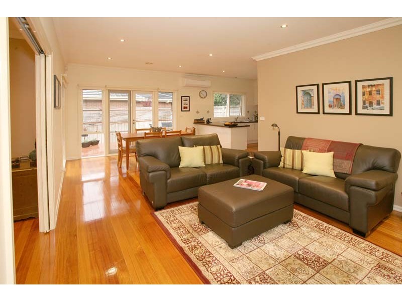 U4, 17 Milne Street, Mitcham VIC 3132