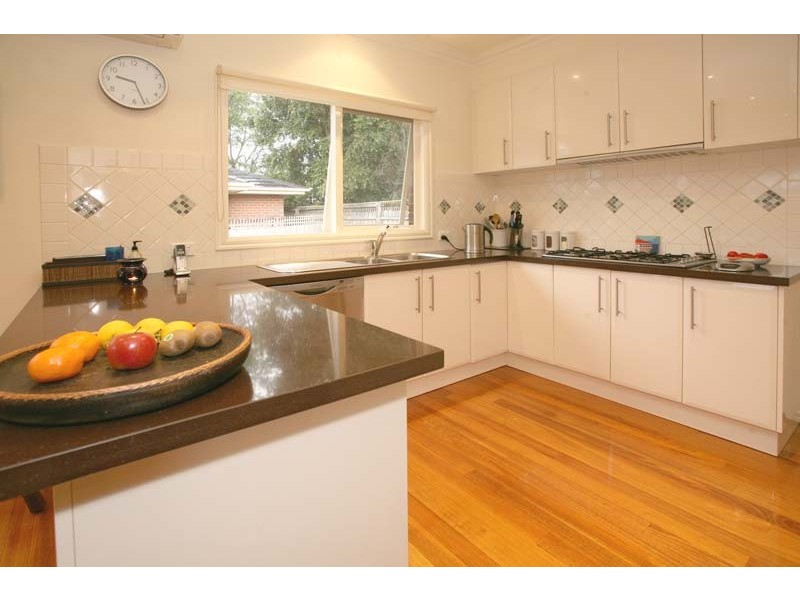 U4, 17 Milne Street, Mitcham VIC 3132