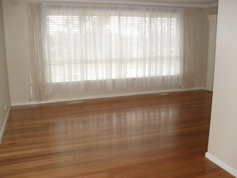 12 Bronwyn Court, Blackburn South VIC 3130