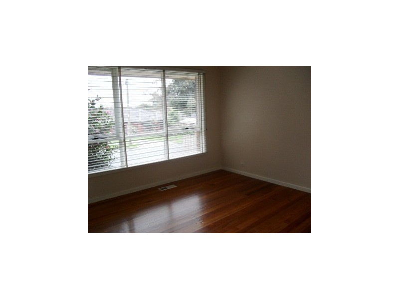 12 Bronwyn Court, Blackburn South VIC 3130