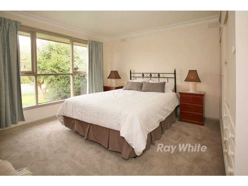 1 Husband Road, Forest Hill VIC 3131