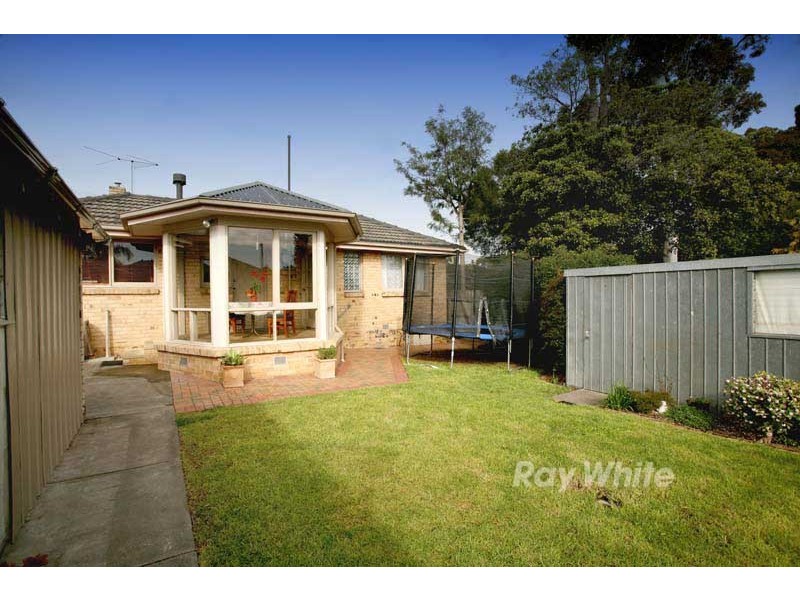 1 Husband Road, Forest Hill VIC 3131