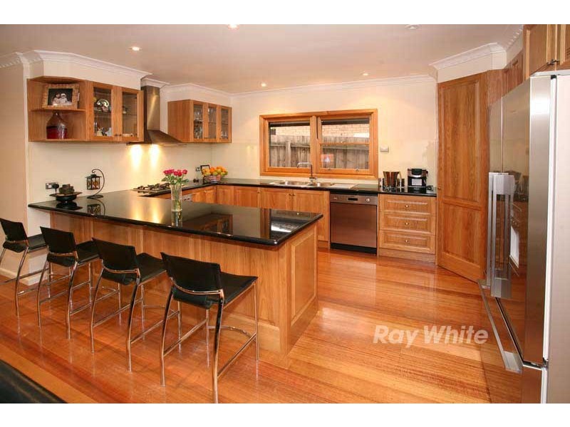 20 Vanbrook Road, Forest Hill VIC 3131