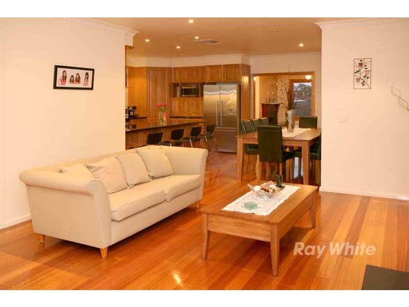 20 Vanbrook Road, Forest Hill VIC 3131