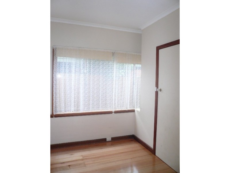 13 Summit Road, Burwood VIC 3125