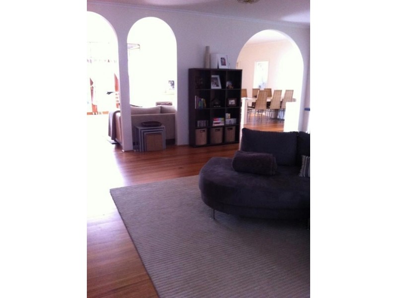 23 Iris Street, Burwood VIC 3125