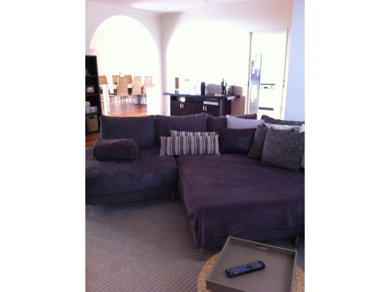 23 Iris Street, Burwood VIC 3125