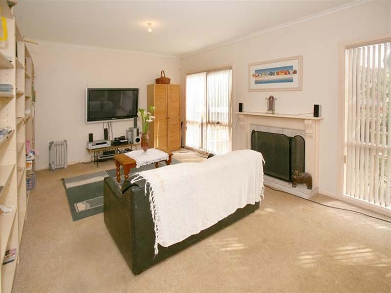 1 Sussex Street, Blackburn North VIC 3130