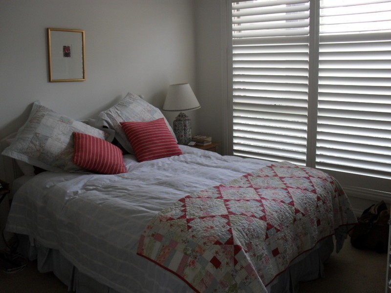 2/9 Poole Street, Burwood VIC 3125
