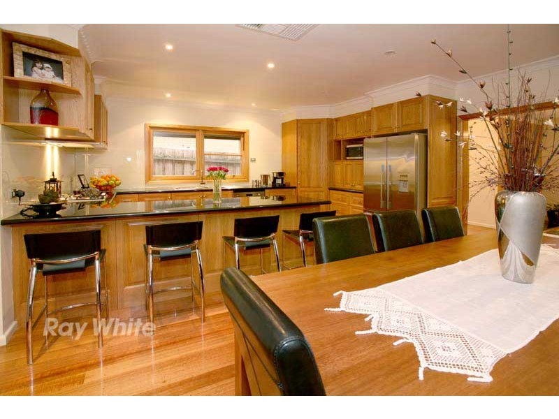 20 Vanbrook Street, Forest Hill VIC 3131