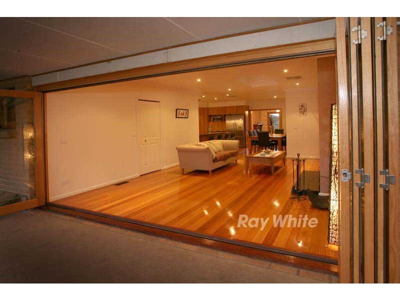 20 Vanbrook Street, Forest Hill VIC 3131