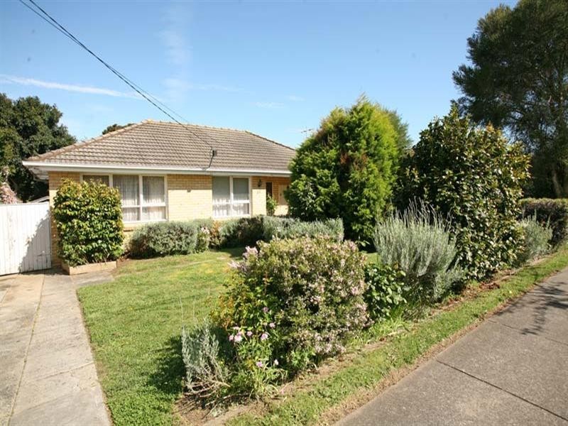 84 Barter Crescent, Forest Hill VIC 3131