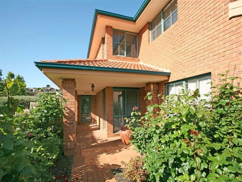 10 Kurrajong Way, Blackburn North VIC 3130