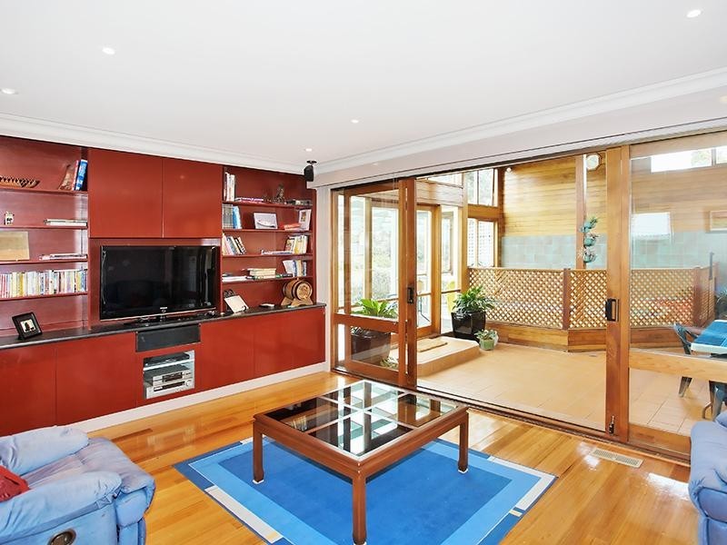 24 Centre Road, Vermont VIC 3133