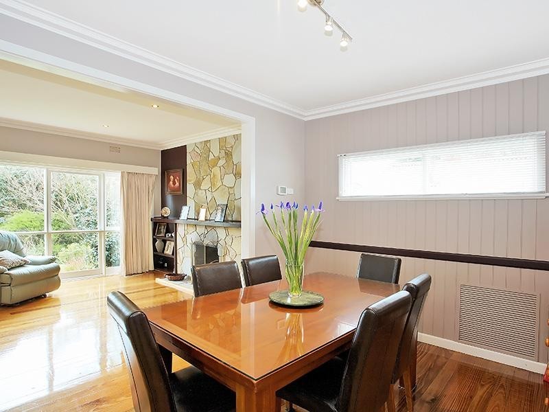 24 Centre Road, Vermont VIC 3133