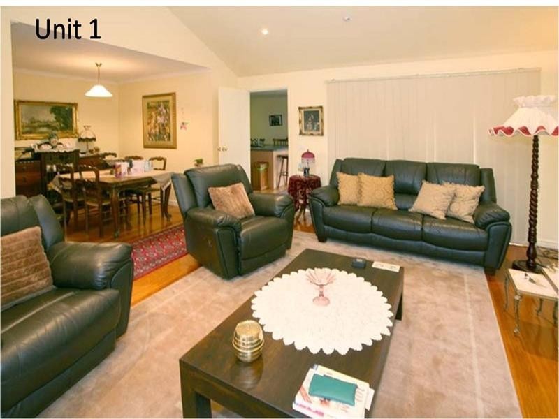 1/2 Page Street, Mitcham VIC 3132