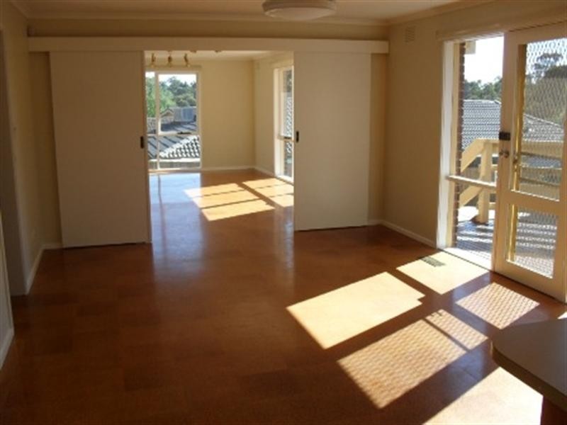 52 Crossman Drive, Croydon Hills VIC 3136