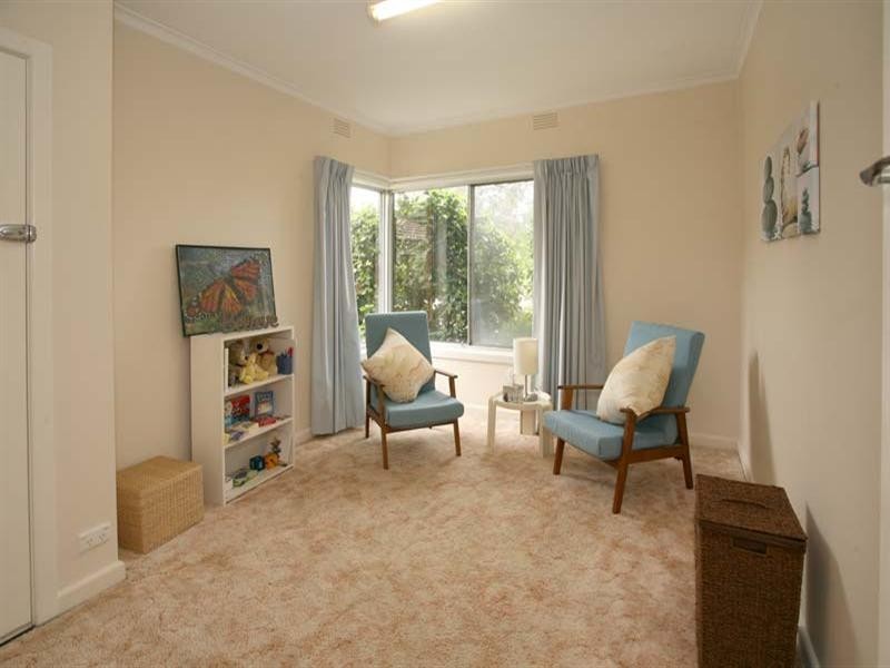 39 Cresswell Crescent, Mitcham VIC 3132