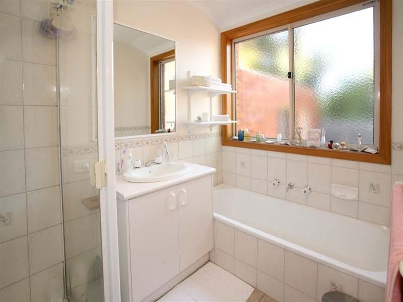 U4, 84-86 Roslyn Street, Burwood VIC 3125