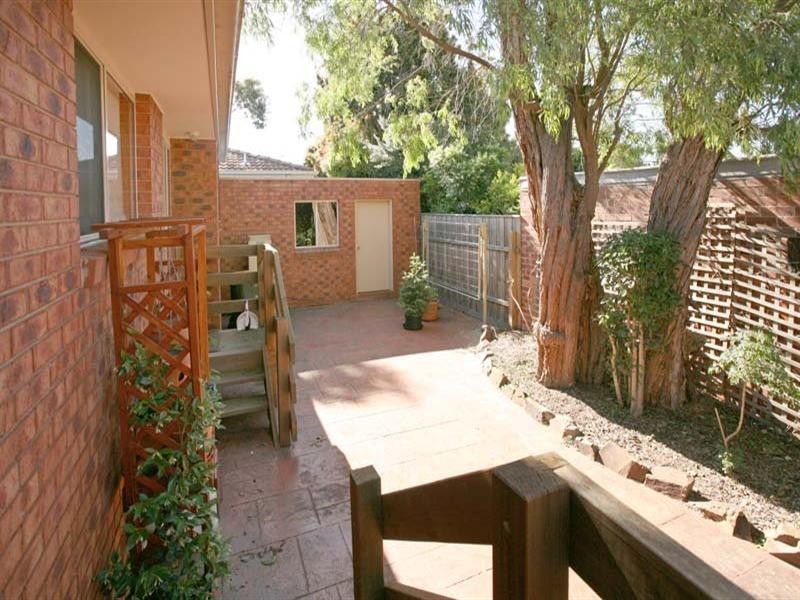 U4, 84-86 Roslyn Street, Burwood VIC 3125