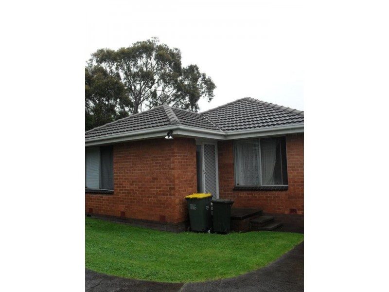 2/14 McClares Road, Vermont VIC 3133