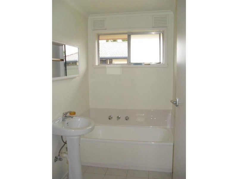 2/14 McClares Road, Vermont VIC 3133