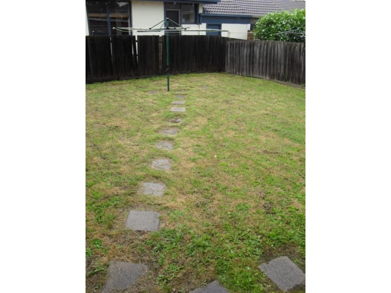 2/14 McClares Road, Vermont VIC 3133