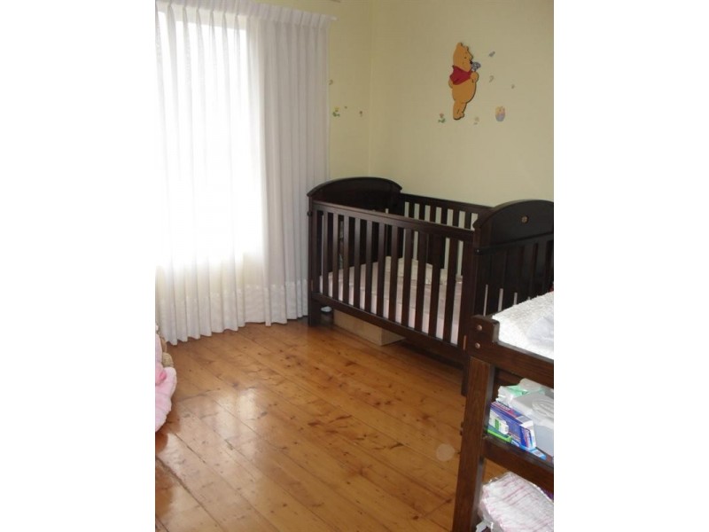 35A McCubbin Street, Burwood VIC 3125