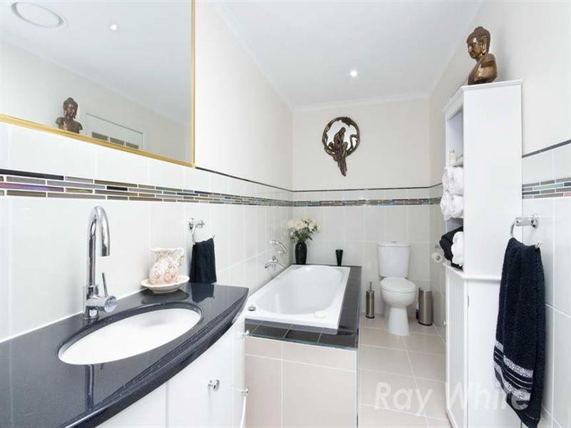 3/27 Park Close, Vermont VIC 3133