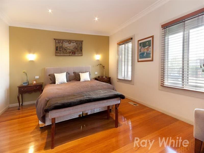 303 Hawthorn Road, Vermont South VIC 3133