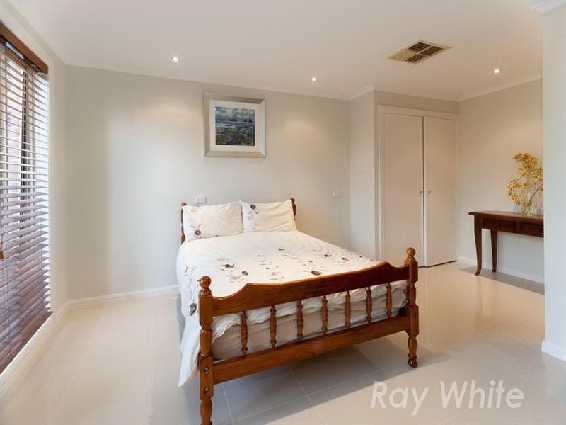 303 Hawthorn Road, Vermont South VIC 3133