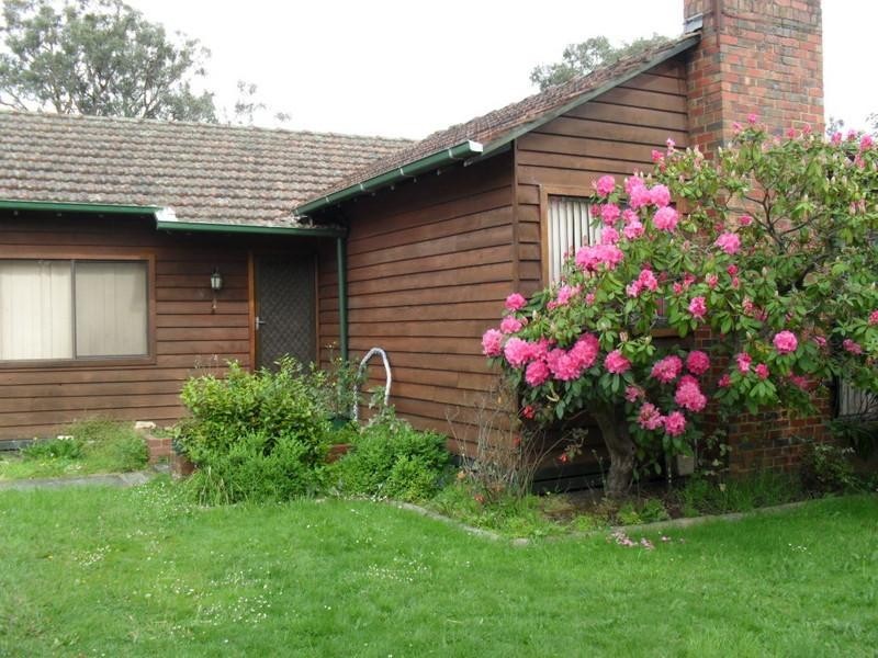 13 Churchill Street, Ringwood VIC 3134