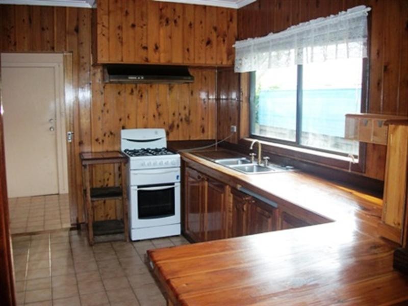 13 Churchill Street, Ringwood VIC 3134