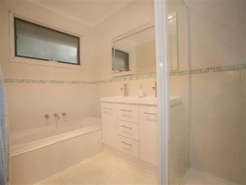 28 Hendra Grove, Ringwood VIC 3134