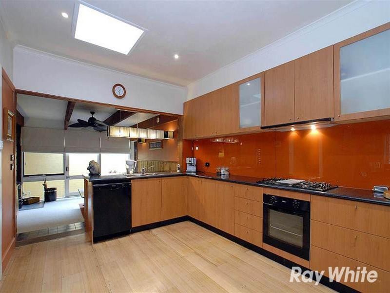 12 Almer Avenue, Blackburn VIC 3130