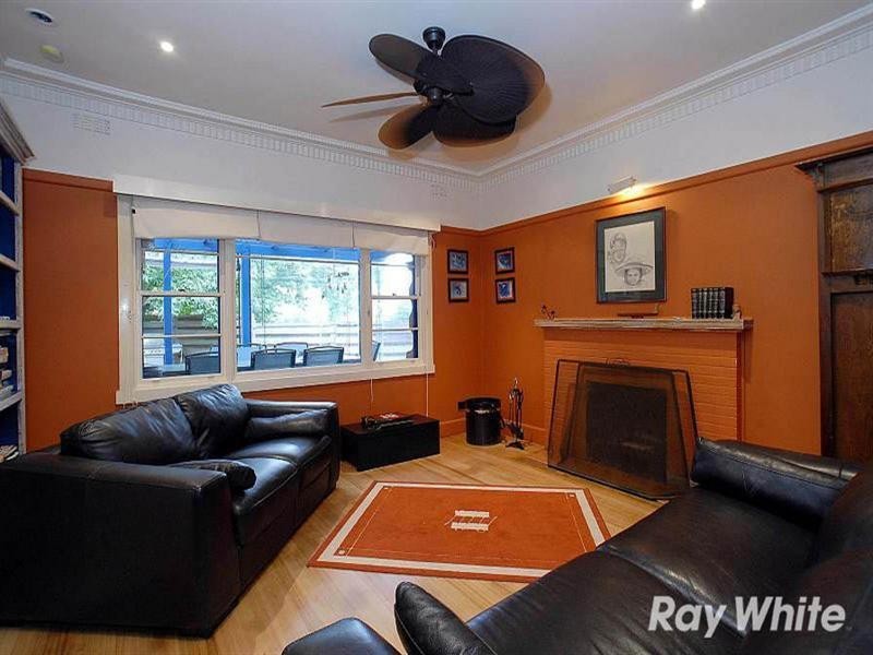 12 Almer Avenue, Blackburn VIC 3130