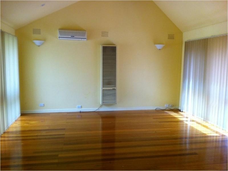 2 Page Street, Mitcham VIC 3132