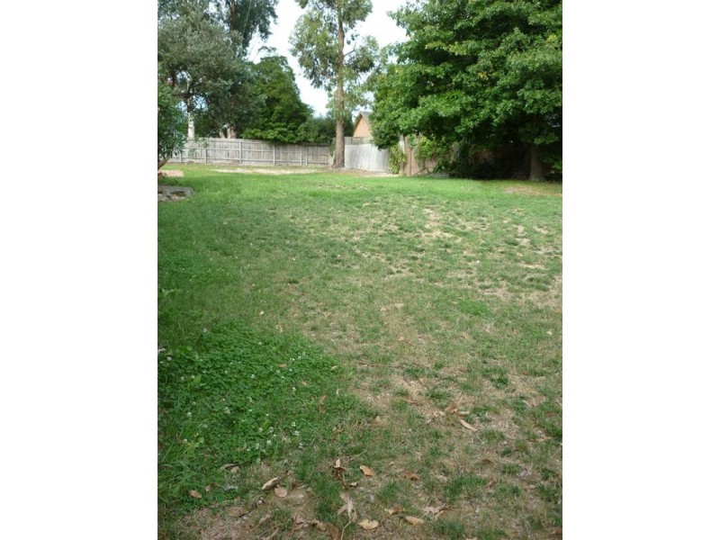 6a Wellington Avenue, Blackburn VIC 3130