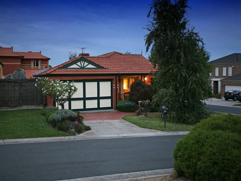 1 Devere Garden, Vermont South VIC 3133