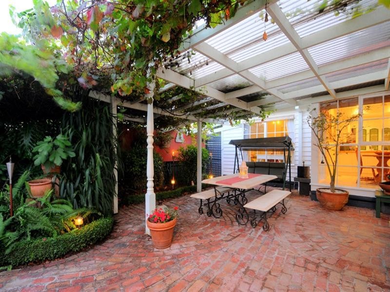 1/16 East India Avenue, Nunawading VIC 3131