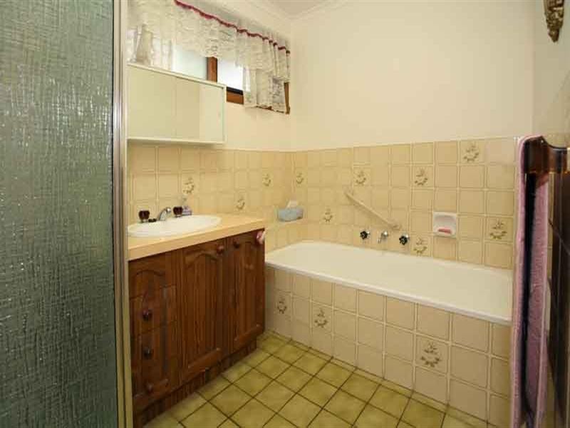 3/33 Glen Ebor Avenue, Blackburn VIC 3130