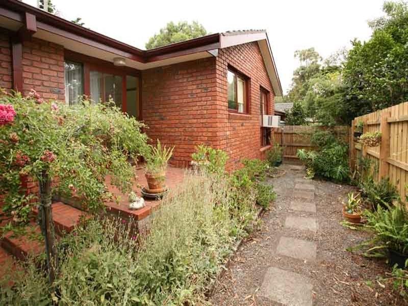 3/33 Glen Ebor Avenue, Blackburn VIC 3130