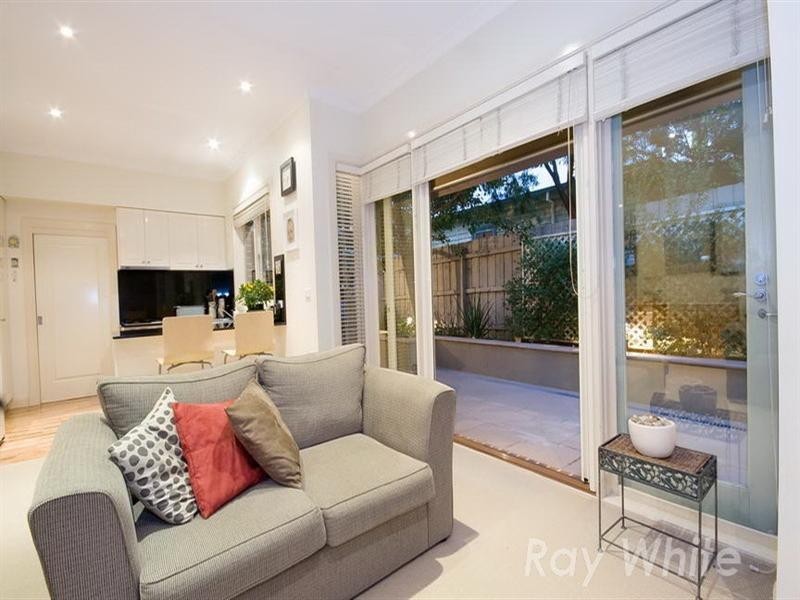 213A Mont Albert Road, Surrey Hills VIC 3127