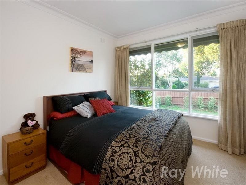4 Norma Road, Forest Hill VIC 3131