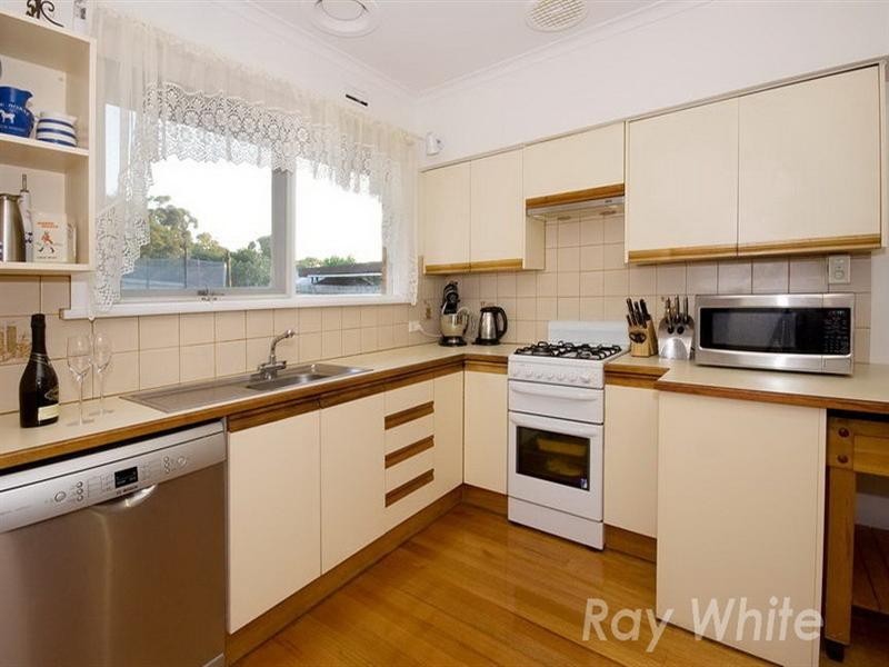 4 Norma Road, Forest Hill VIC 3131
