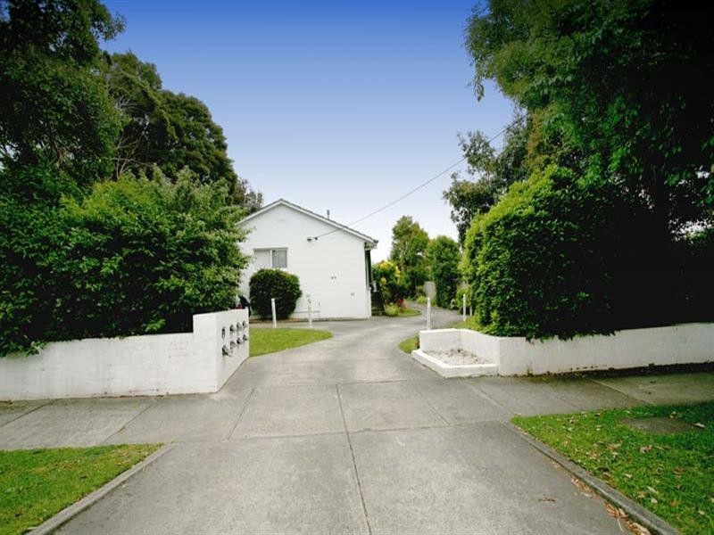 2/100 Main Street, Blackburn VIC 3130