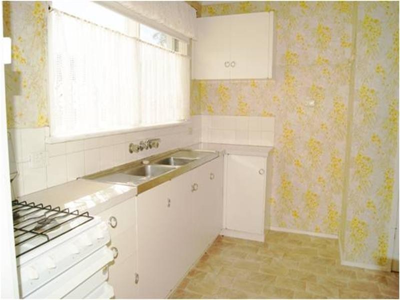 2/100 Main Street, Blackburn VIC 3130