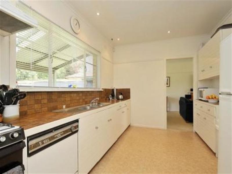 56 Stevens Road, Forest Hill VIC 3131